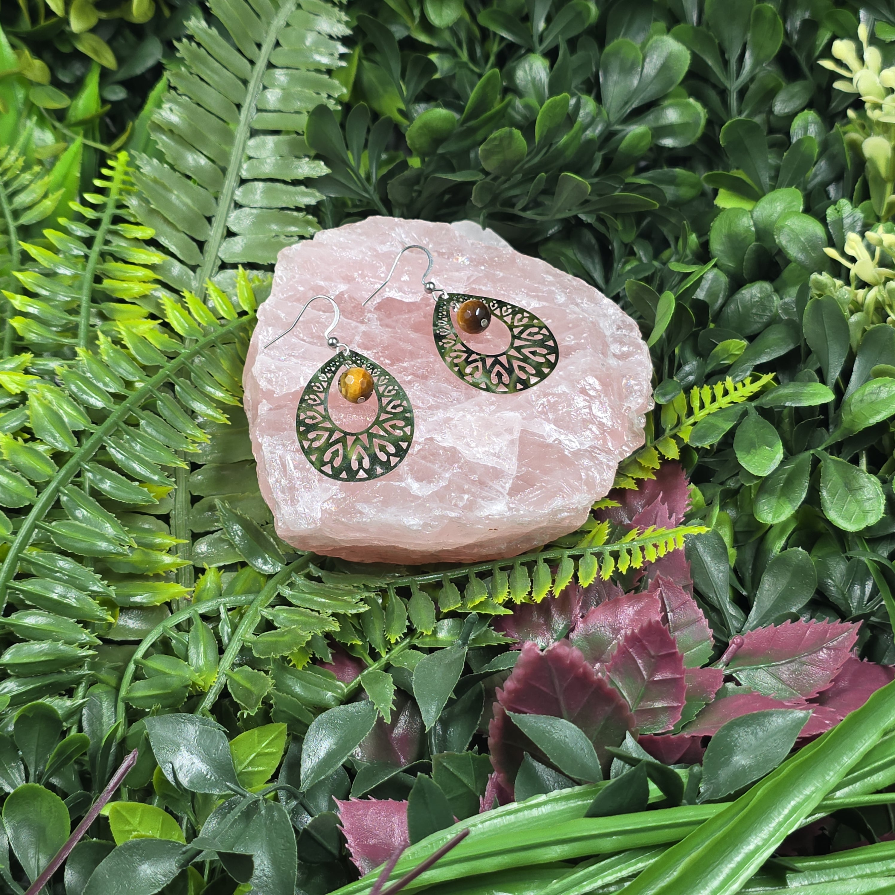 🐯 Boucles d’oreilles “Feuillage Fauve” – Œil de Tigre & acier argenté