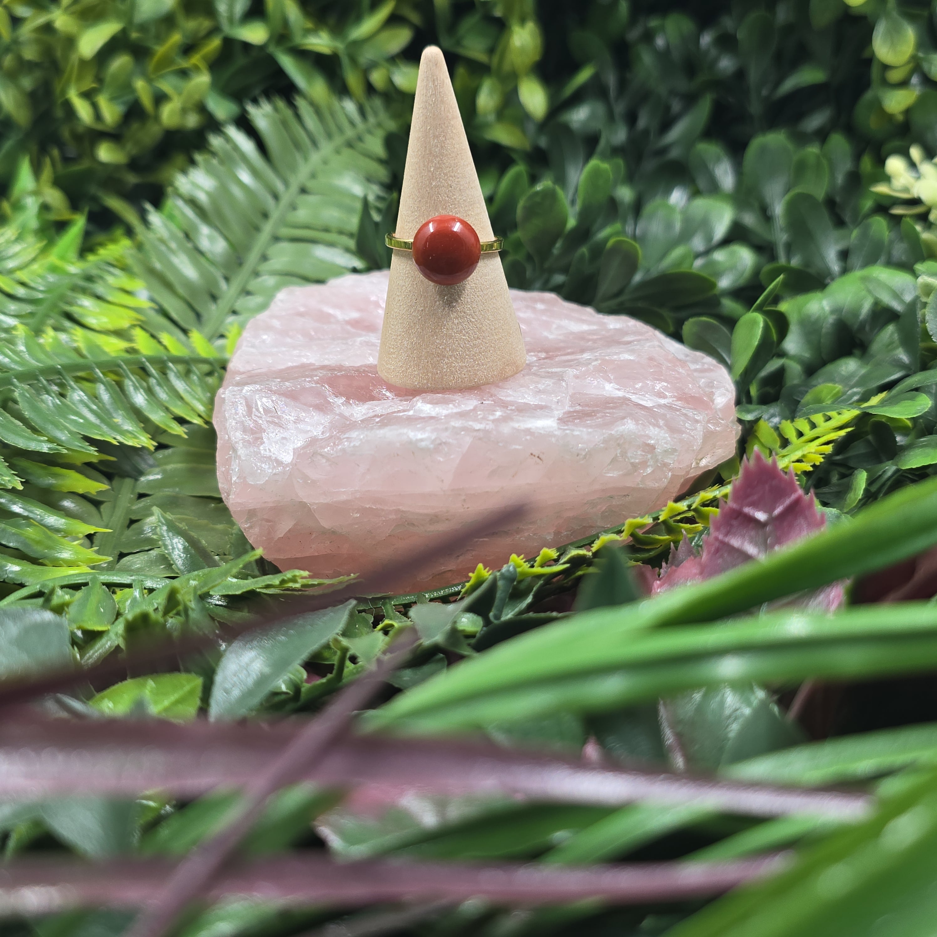 ❤️ Bague ajustable en jaspe rouge – Vitalité & confiance en soi