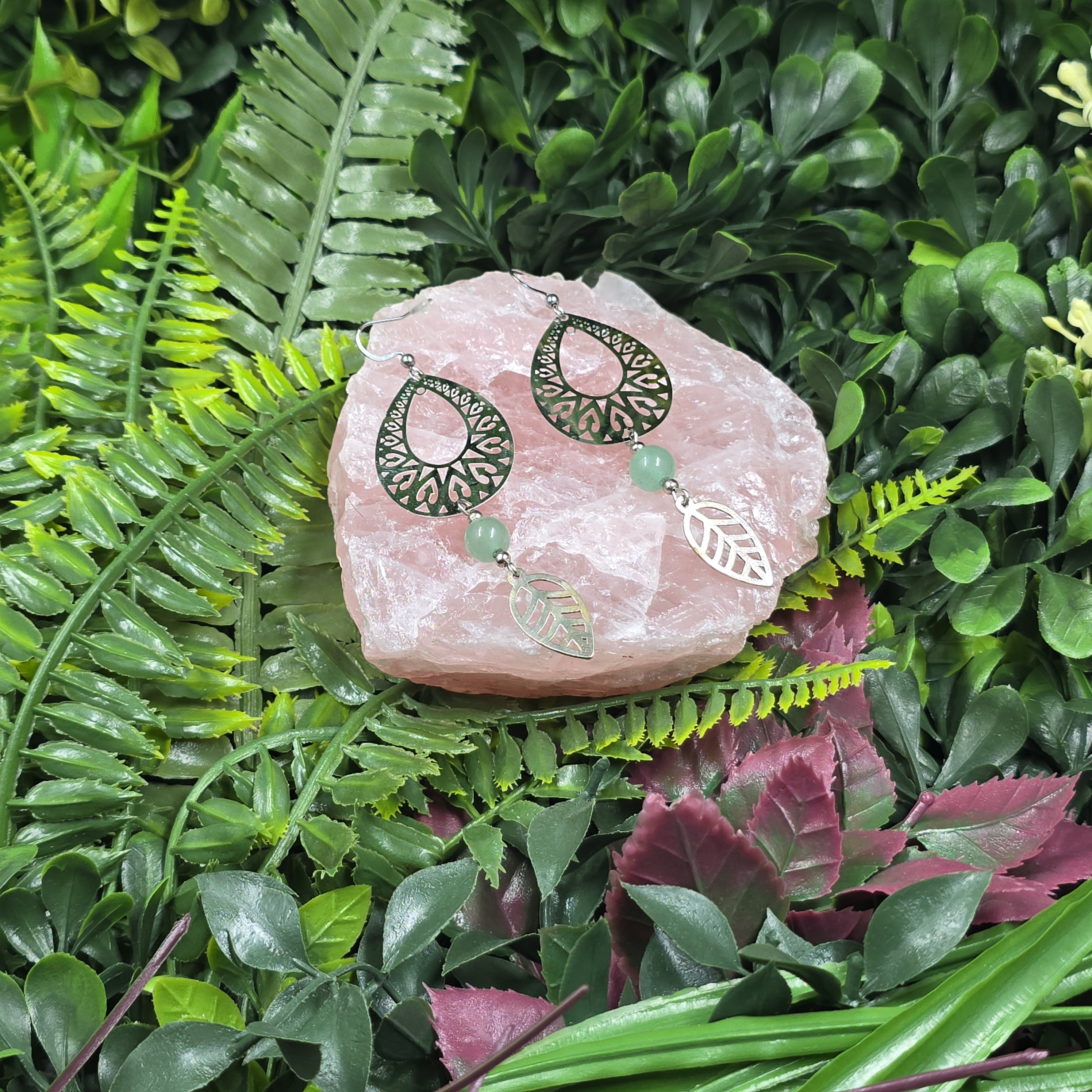 🌿 Boucles d’oreilles “Feuillage Bohème” – Aventurine verte & acier argenté ✨