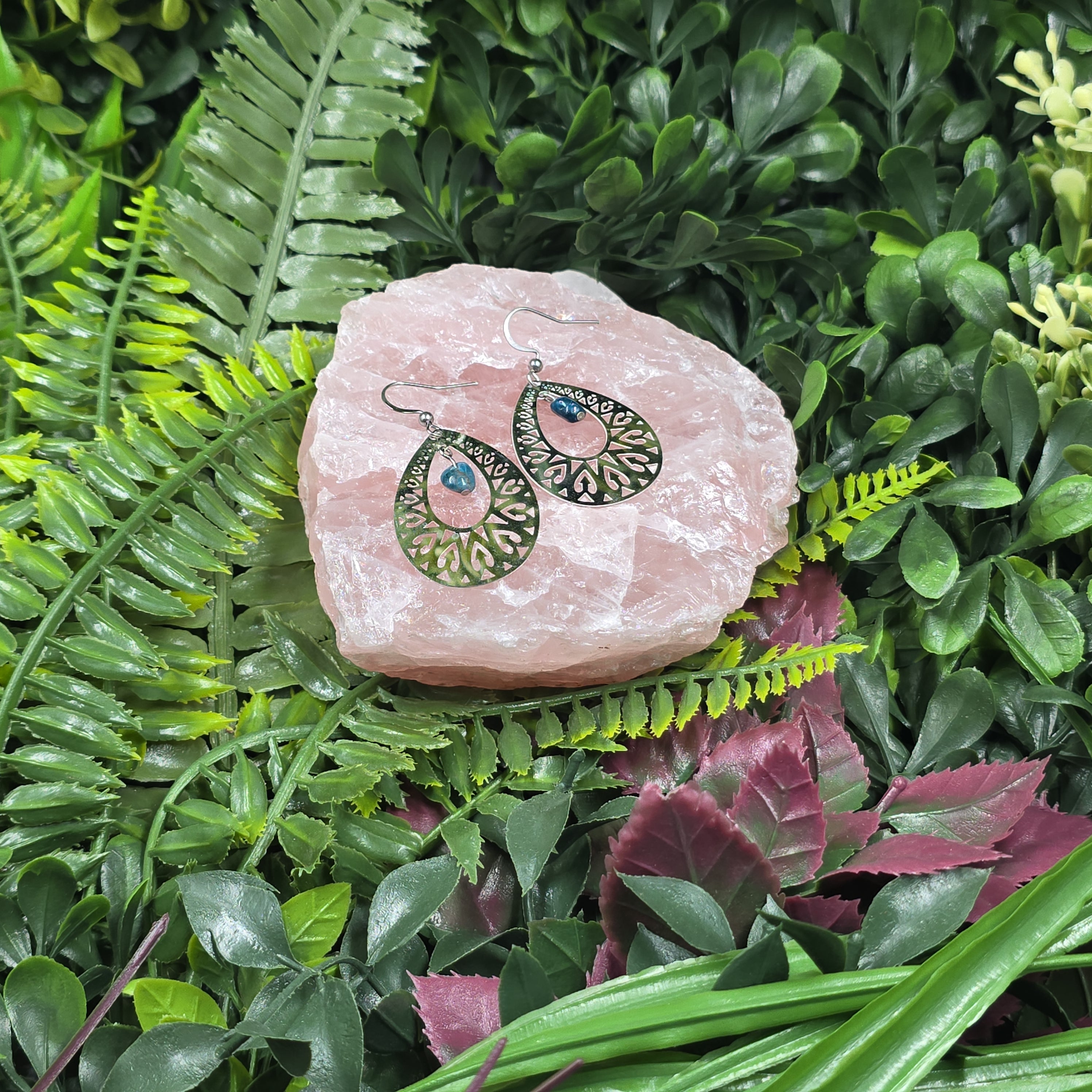 Boucles d’oreilles Mandala & Apatite bleue – Énergie fluide et expression claire 🌊💙