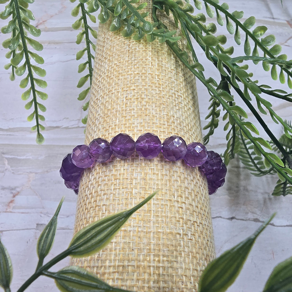 💜 Bracelet élastique Améthyste facettée 8 mm – sérénité & éclat mystique